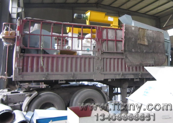 木屑顆粒機生產線發貨