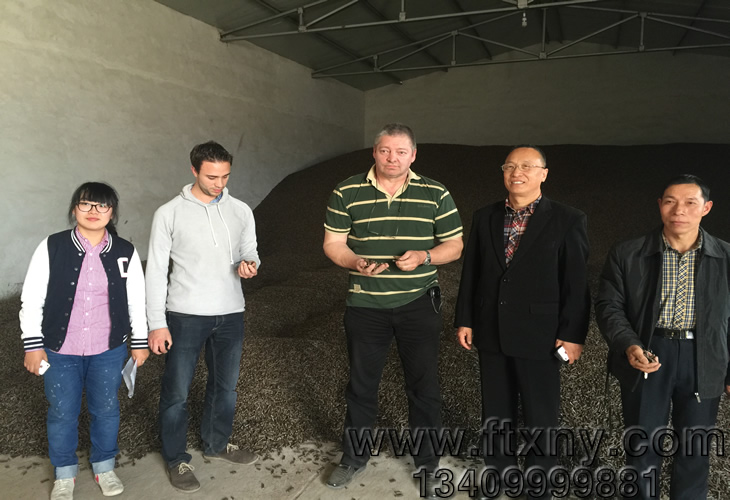 比利時木屑顆粒機客戶考察生產線