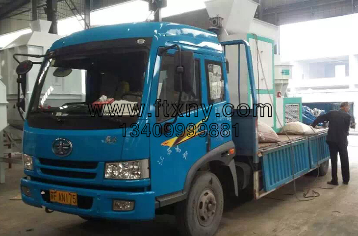 木屑顆粒機發貨